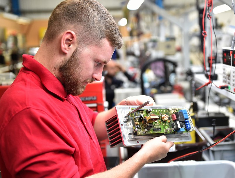 Schnellere Ersatzteilbeschaffung, erweiterte Reparaturkapazitäten: Radwell expandiert in Deutschland